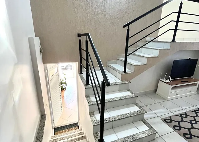 Casa Ampla - Otima Localizacao